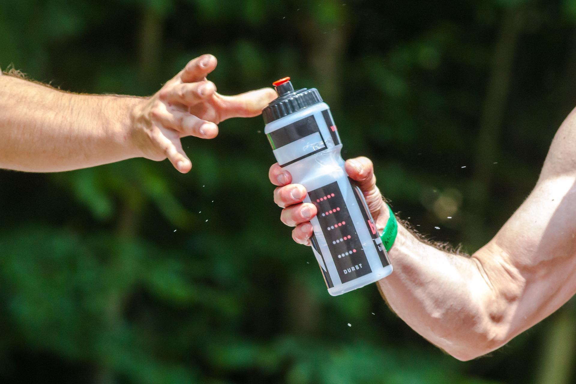 Maklon minuman olahraga sport drinks bubuk untuk pengembangan merek minuman olahraga